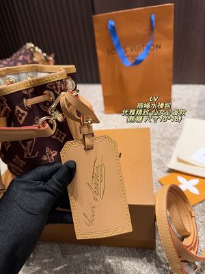 Louis Vuitton Speedy Bag view 4