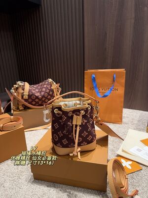 Louis Vuitton Speedy Bag view 9