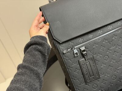Louis Vuitton Wallet view 6