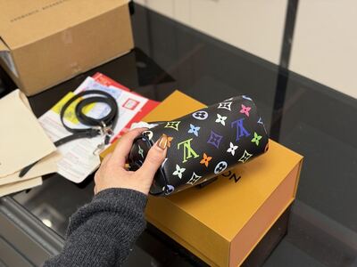 Louis Vuitton Speedy view 3