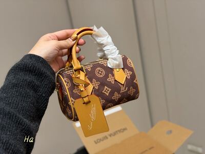 Louis Vuitton Speedy view 10