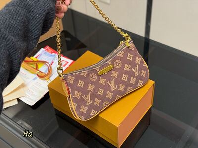 Shoulder Bag view 8