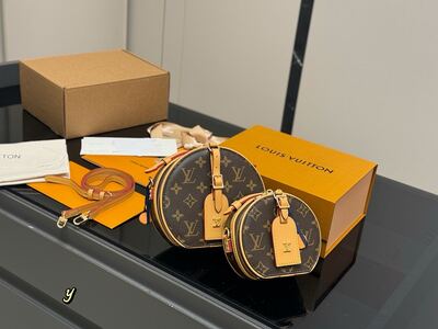 Louis Vuitton Speedy Bandouliere view 9
