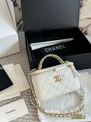 Chanel Camera Bag CC Logo view 11