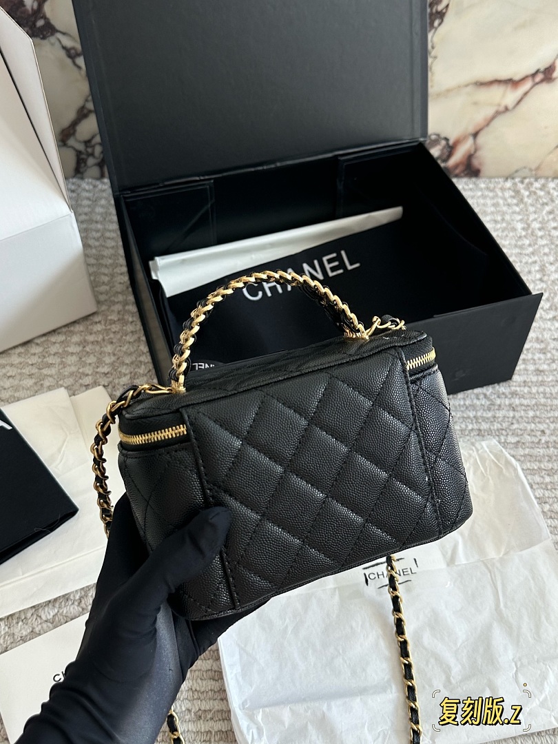 Chanel Camera Bag CC Logo view