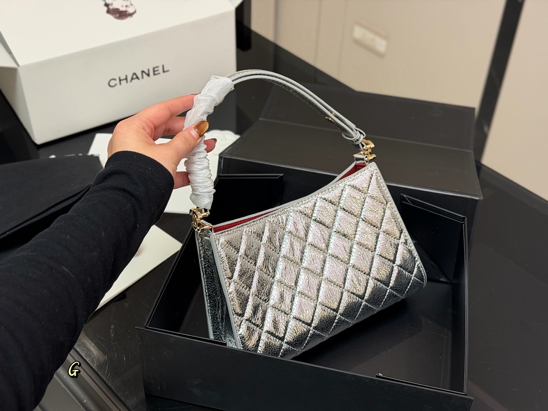 Chanel Quilted Hobo Metallic Silver view