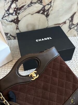 Chanel Classic Flap Caviar Leather view 12