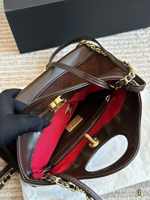 Chanel Classic Flap Caviar Leather view 10