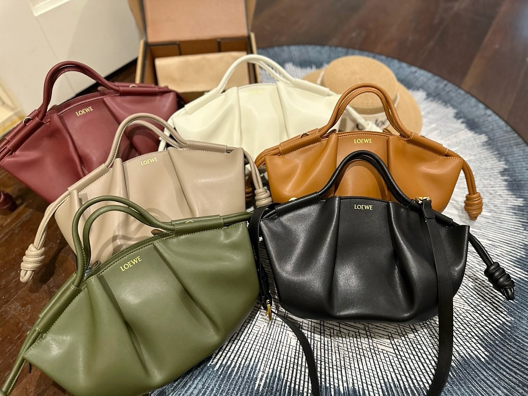 Loewe Puzzle Shoulder Bag view