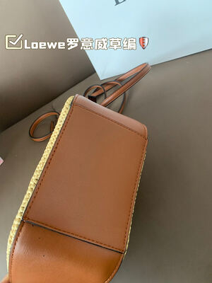 Loewe Hammock Crossbody view 4