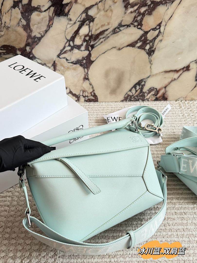 Loewe Puzzle Shoulder Bag view