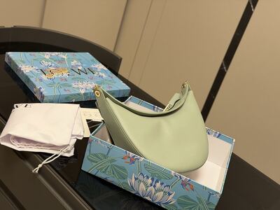 Loewe Anagrama Hobo view 12