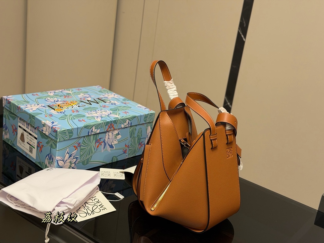 Loewe Hammock Shoulder Bag view