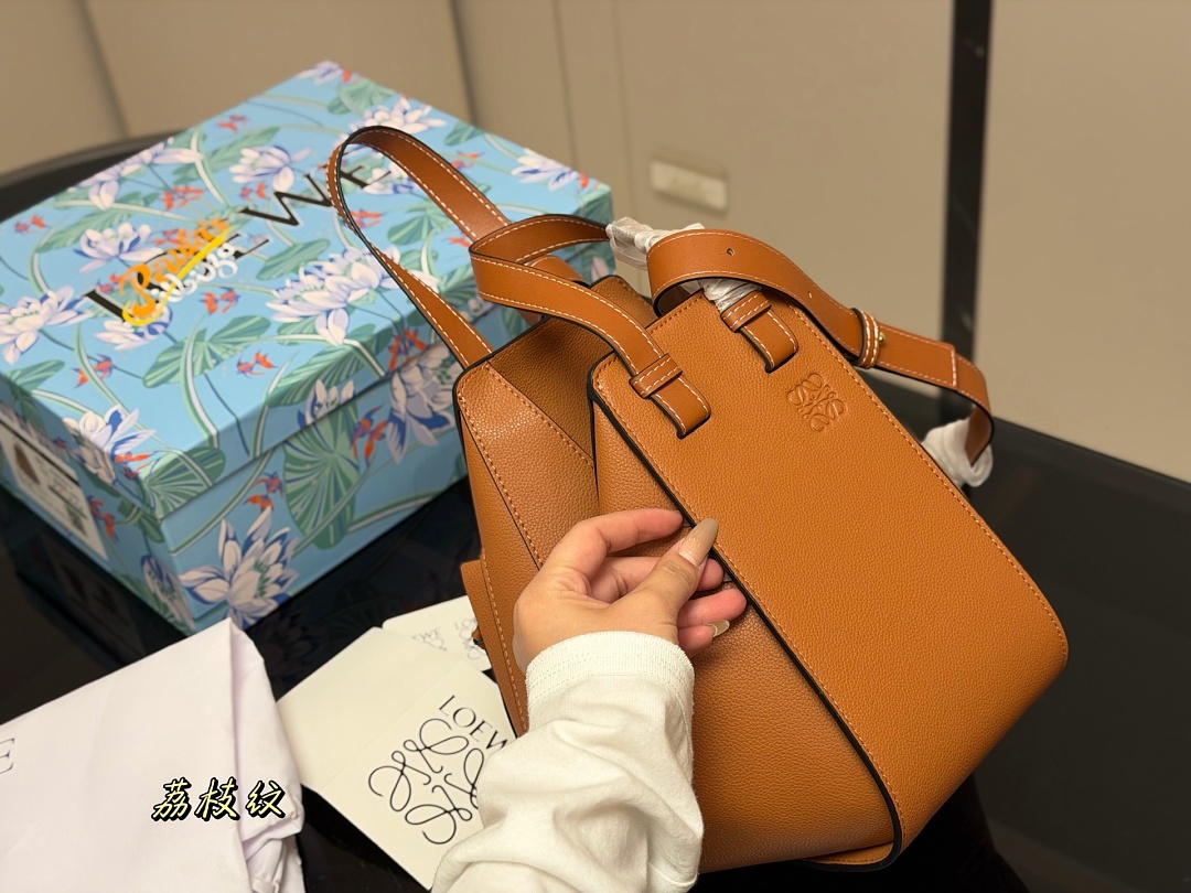Loewe Hammock Shoulder Bag view