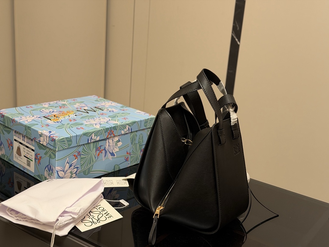Loewe Hammock Shoulder Bag view