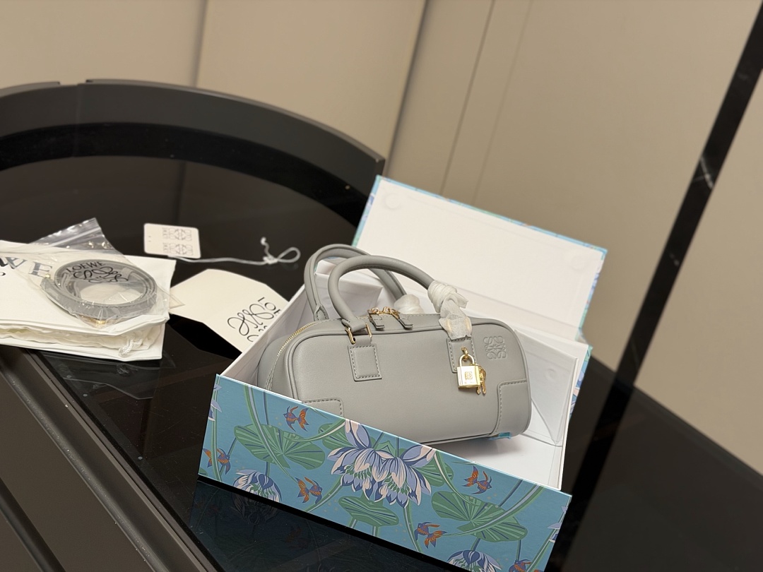 Loewe Anagrama Bag view