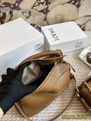 Loewe Anagrama Top Handle view 2