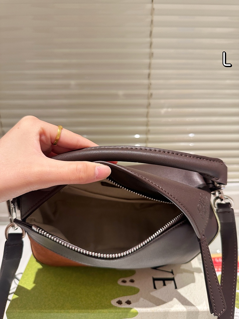 Loewe Wallet Clutch view