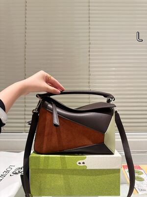 Loewe Wallet Clutch view 9