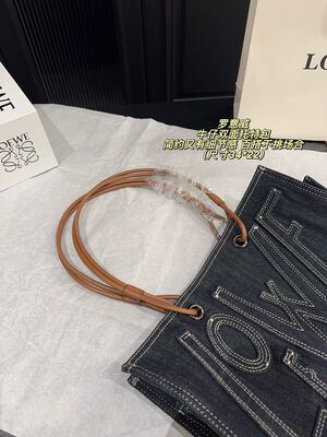 Loewe Hammock Shoulder Bag view 5