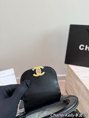 Chanel Kelly Bag view 8