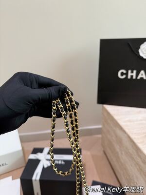 Chanel Kelly Bag view 10