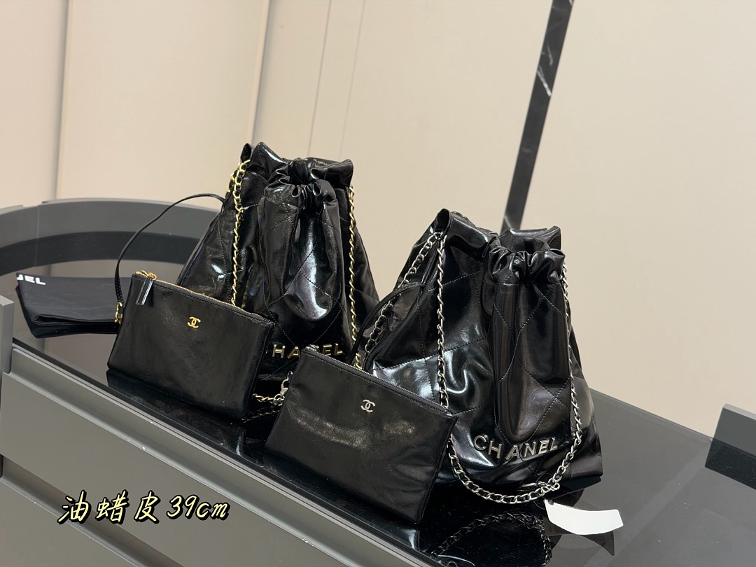 Chanel Grand Shopping Tote view