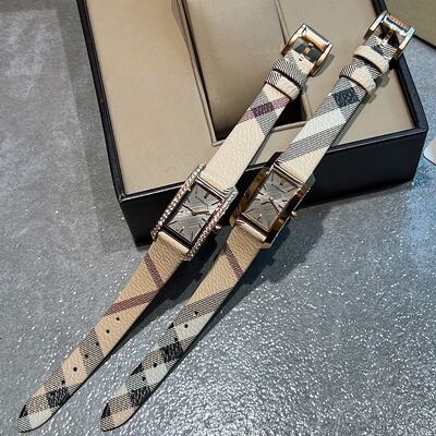 Burberry Watch view 3