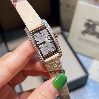 Burberry Watch view 8