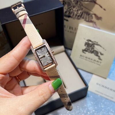Burberry Watch view 9