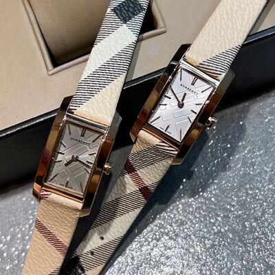 Burberry Watch view 3