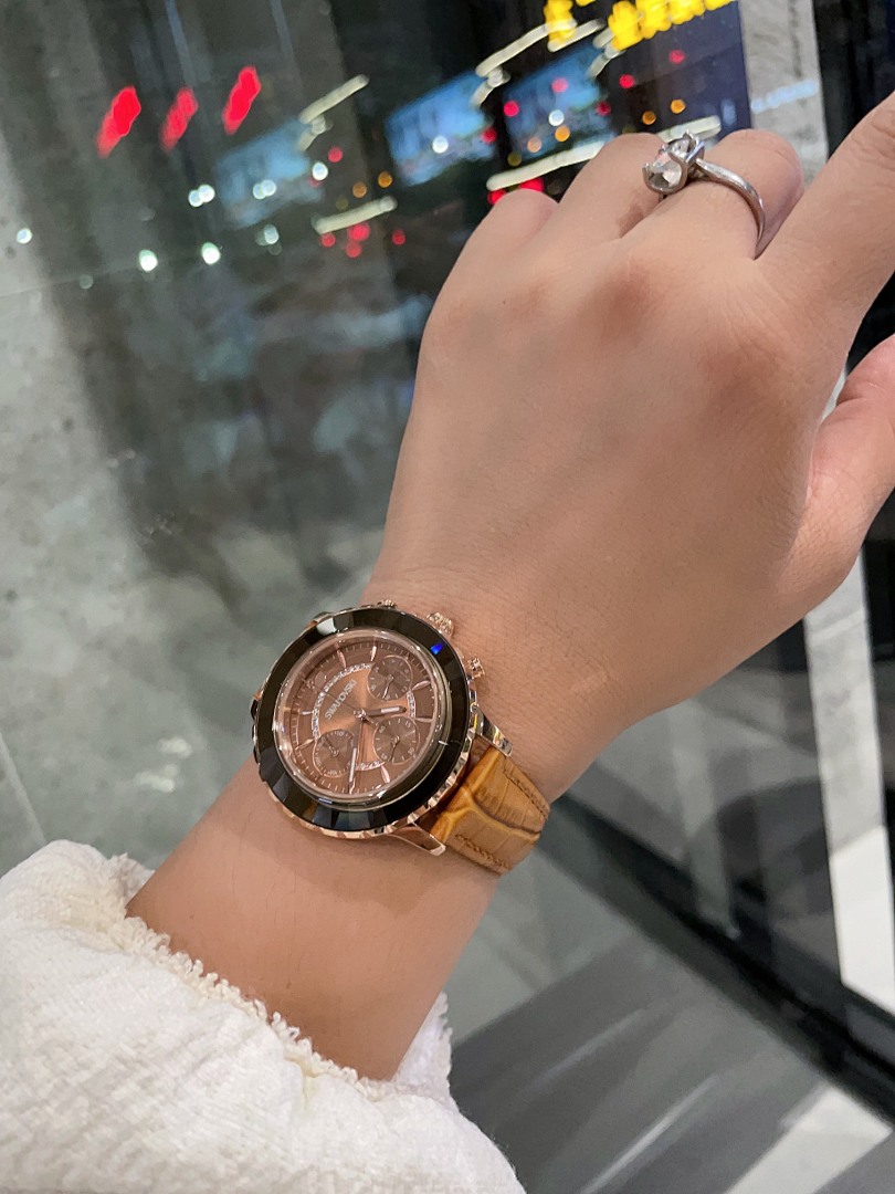 Swarovski Crystalline Watch view