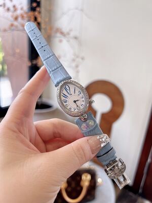 Breguet Reine De Naples Watch view 8