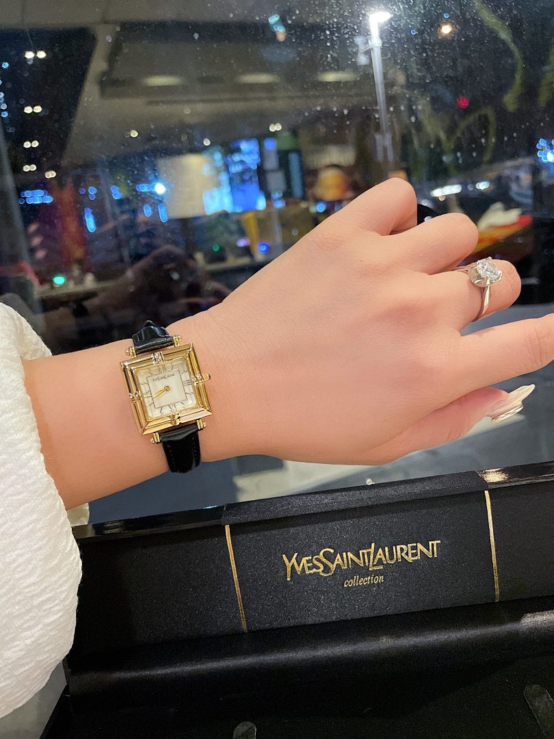 Saint Laurent Arty Watch view
