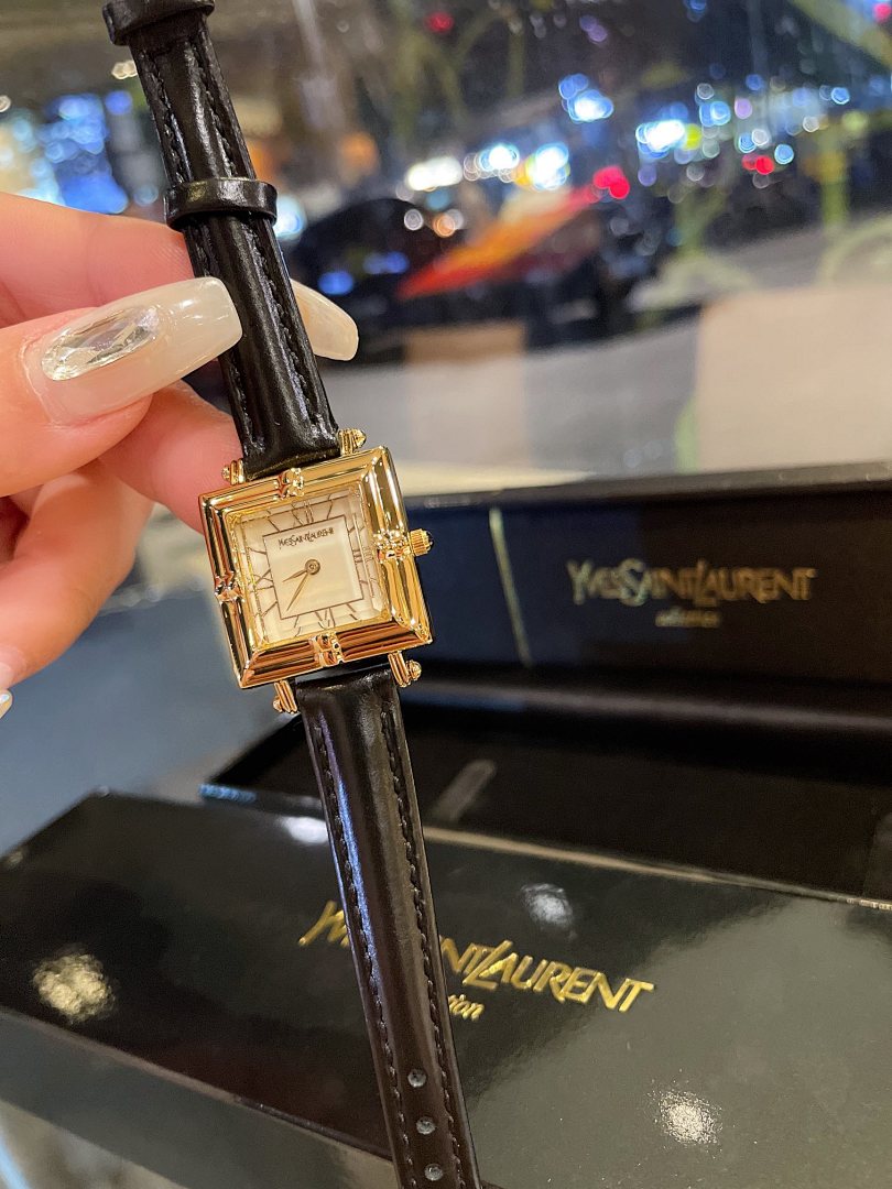 Saint Laurent Arty Watch view