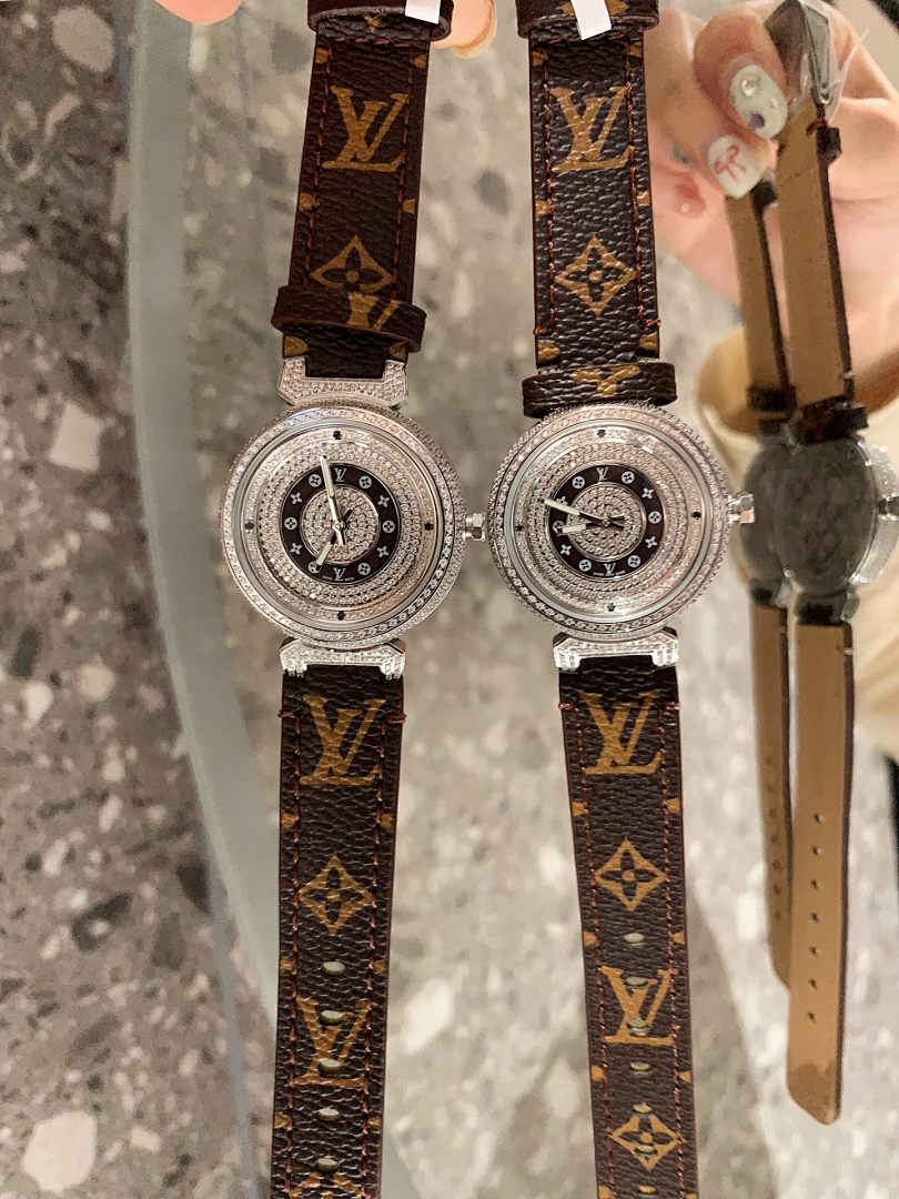 Louis Vuitton Tambour Watch view