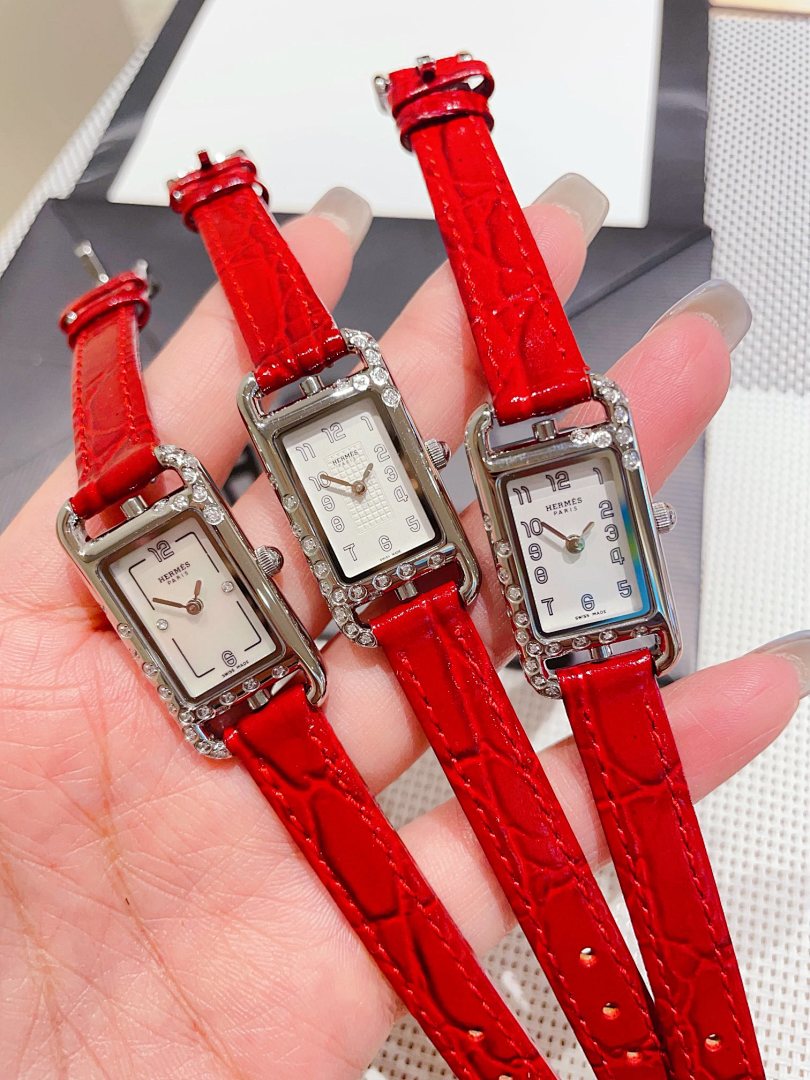 Hermes Nantucket Watch view