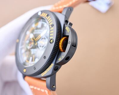 Panerai Submersible Chronograph Watch view 4