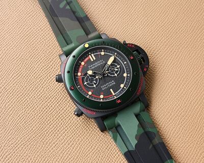 Panerai Submersible Marina Militare Watch view 9