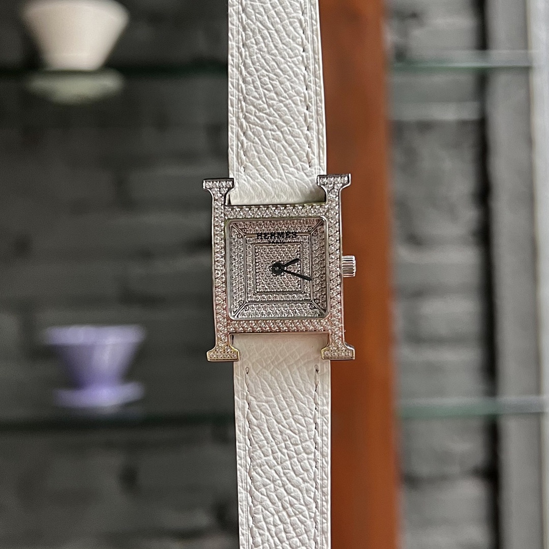Hermes Cape Cod Watch view