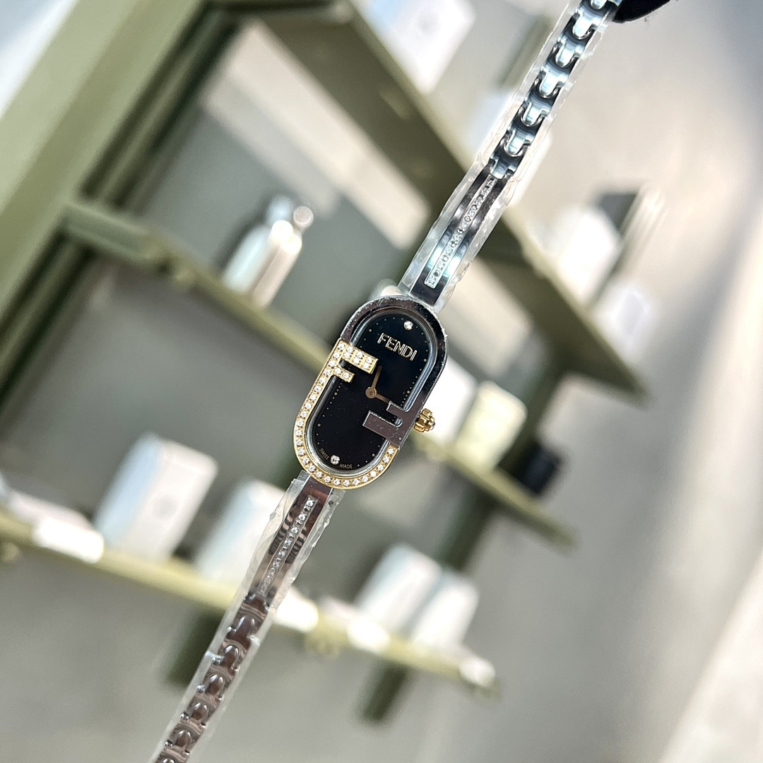 Fendi Orsetta Watch view