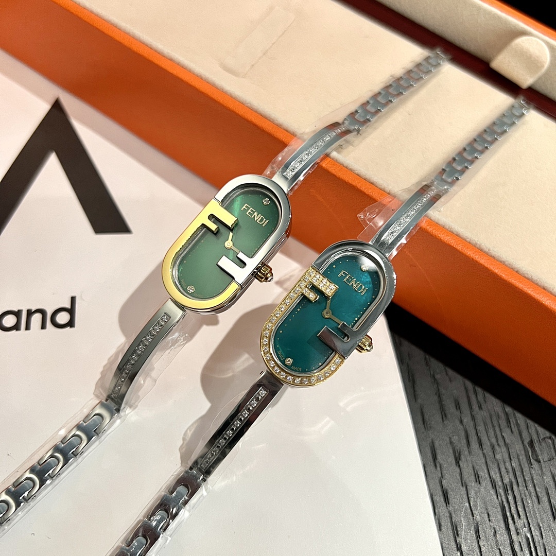Fendi Orsetta Watch view