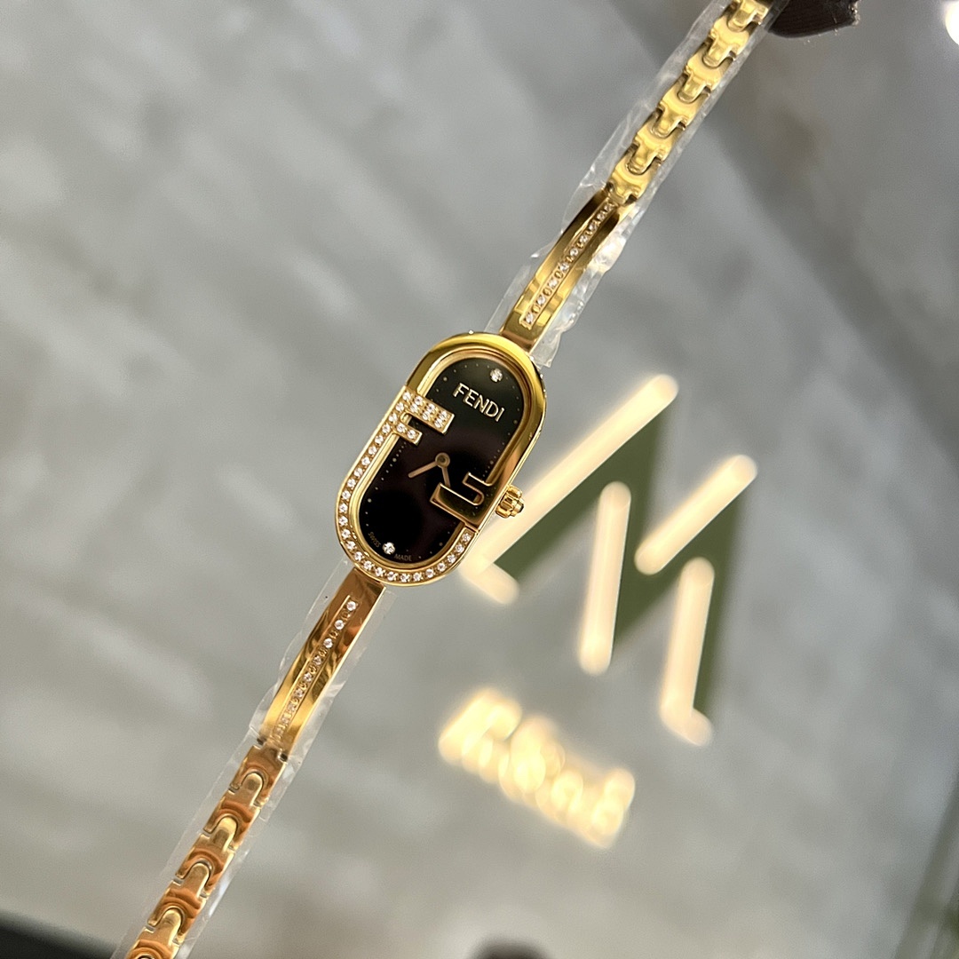 Fendi Orsetta Watch view