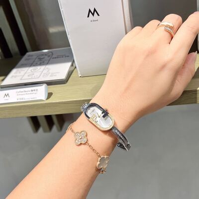 Fendi Orsetta Watch view 5