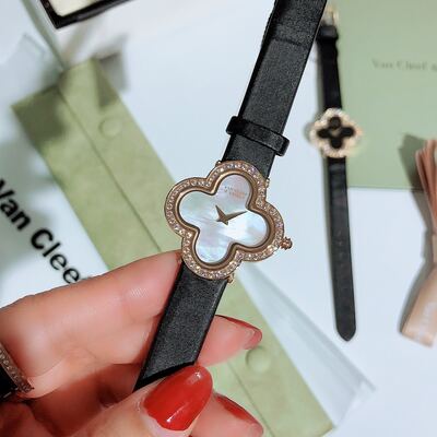 Van Cleef Alhambra Watch view 2
