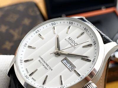 Mido Commander Watch view 1