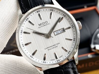 Mido Commander Watch view 6