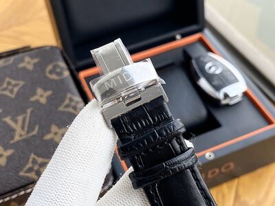Mido Commander Watch view 2