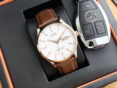 Mido Commander Watch view 8