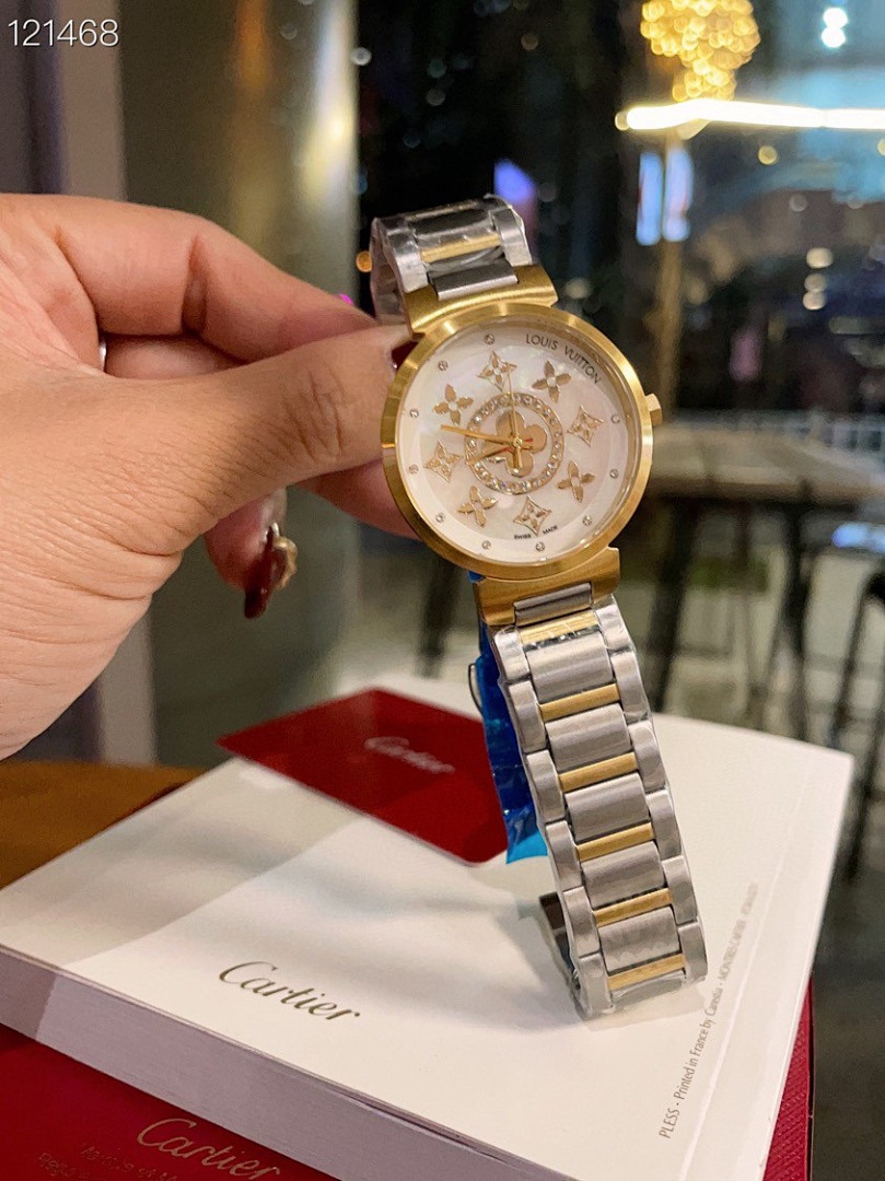 Louis Vuitton Tambour Watch view